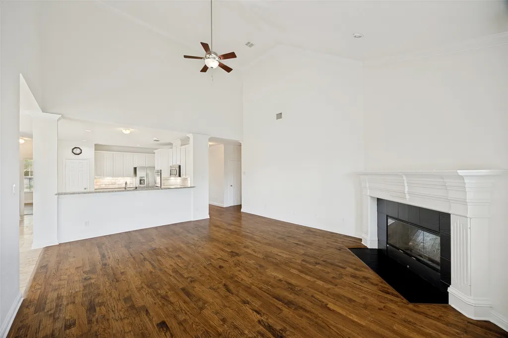 4437 Red Barn Drive Richardson TX 75082