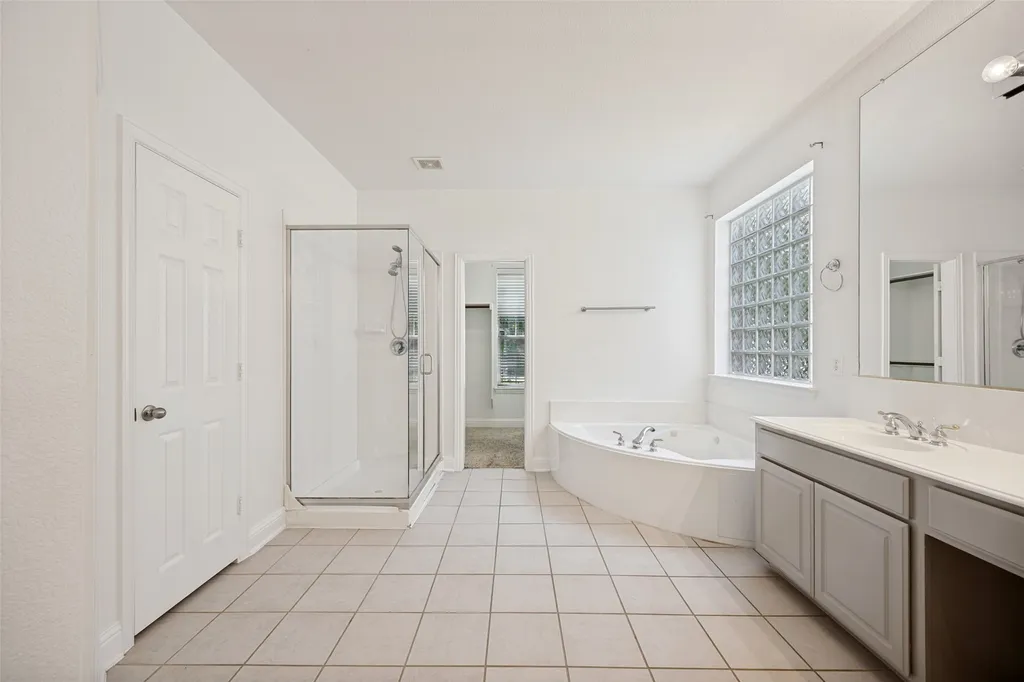 4437 Red Barn Drive Richardson TX 75082