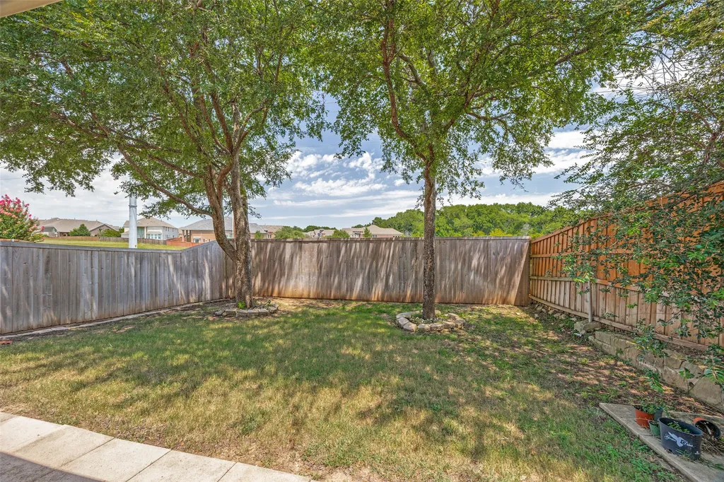 4437 Red Barn Drive Richardson TX 75082