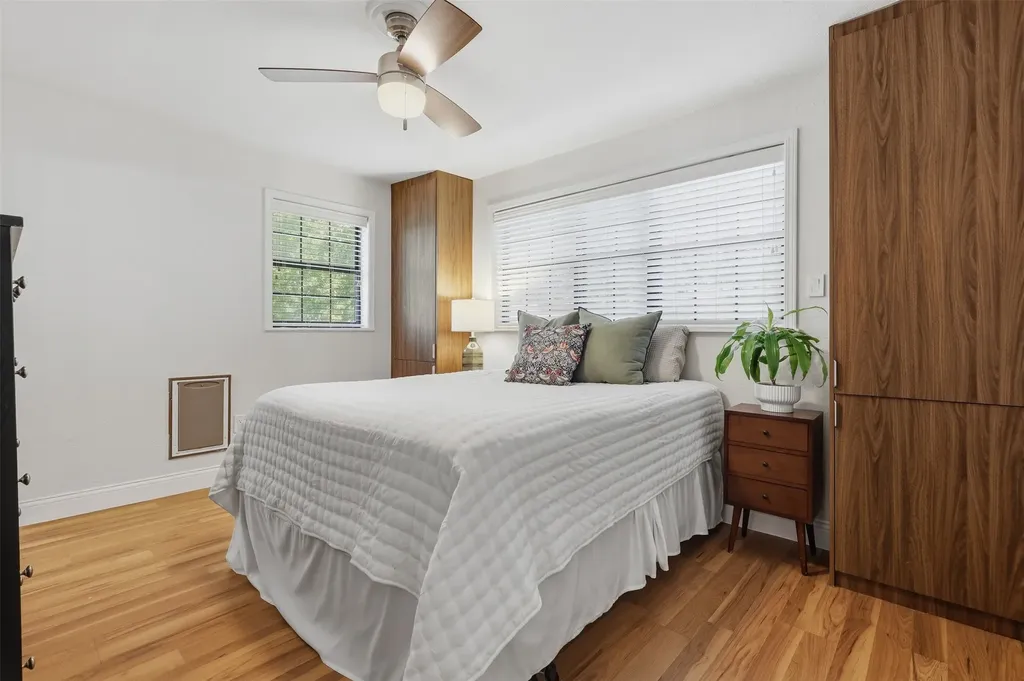 3817 Springbranch Drive Benbrook TX 76116