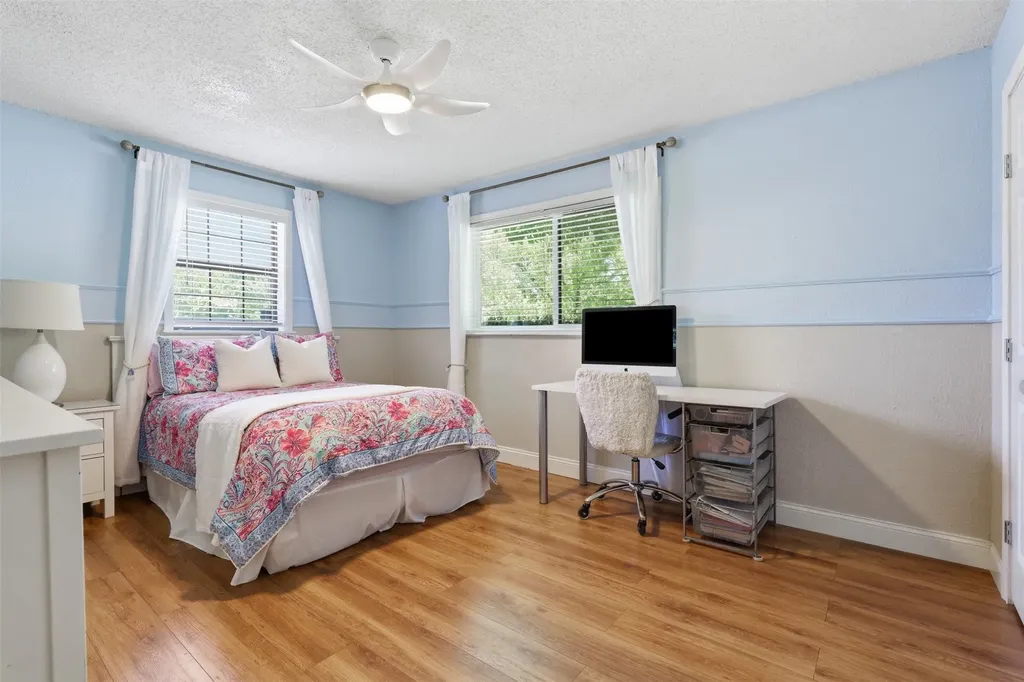 3817 Springbranch Drive Benbrook TX 76116