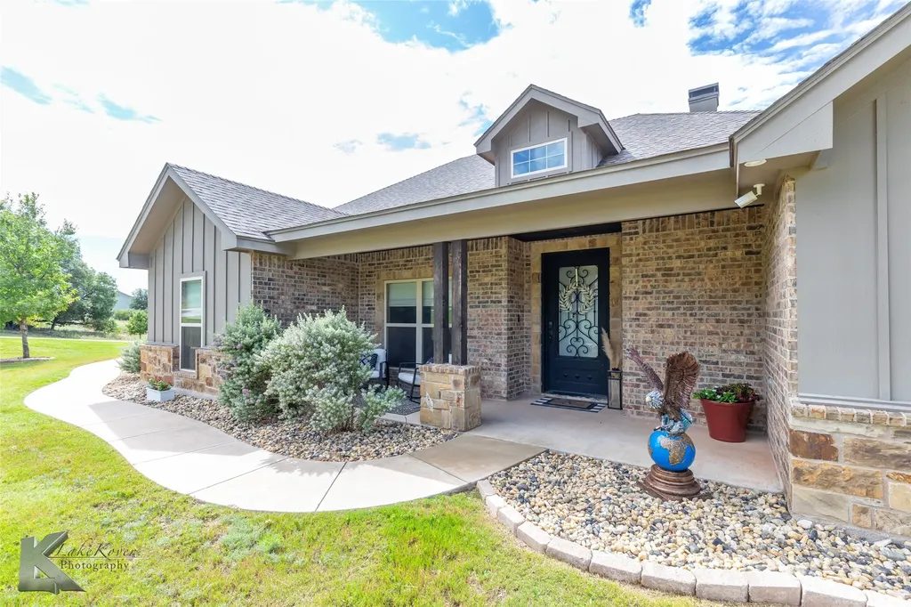 110 Moore Drive Tuscola TX 79562