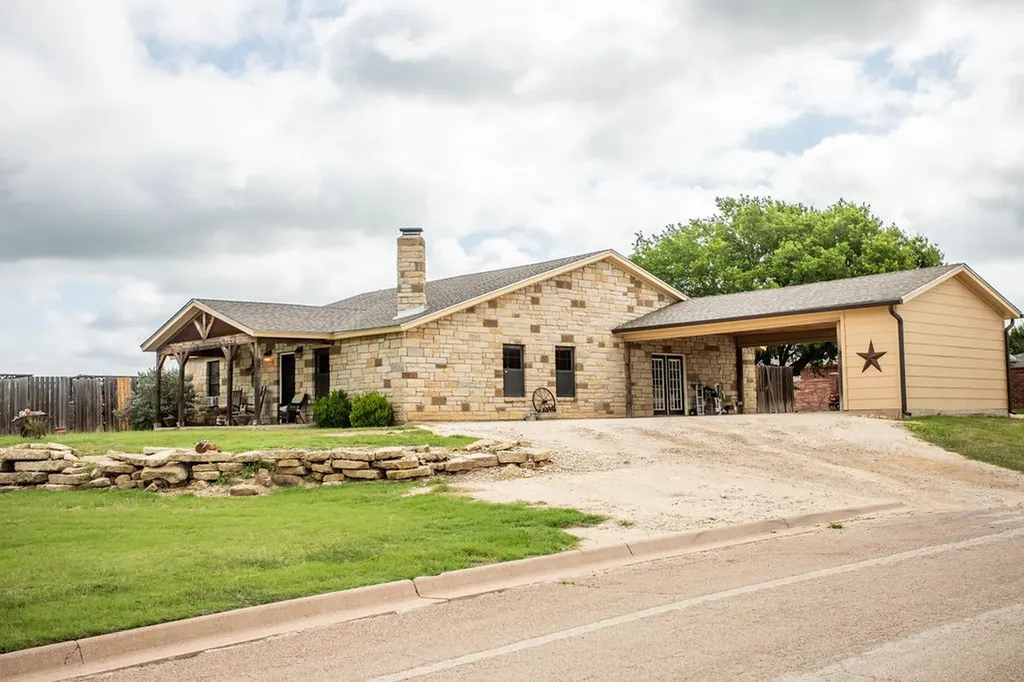 307 County Road 148 Albany TX 76430