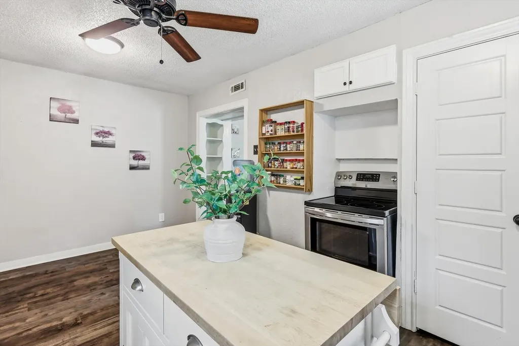 3601 Primrose Avenue Fort Worth TX 76111