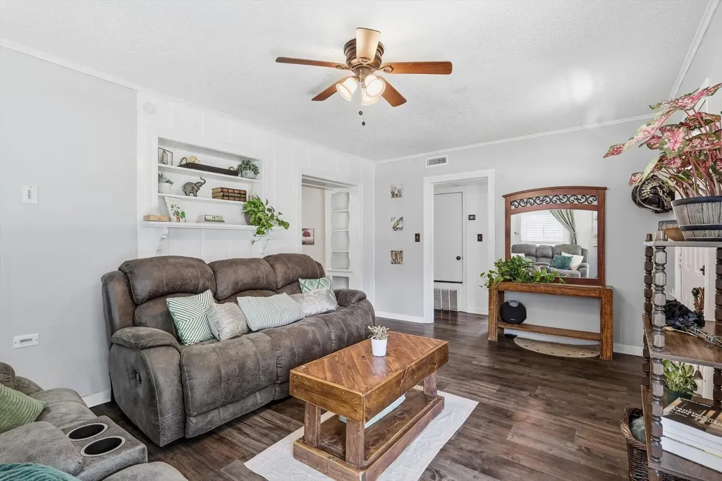 3601 Primrose Avenue Fort Worth TX 76111