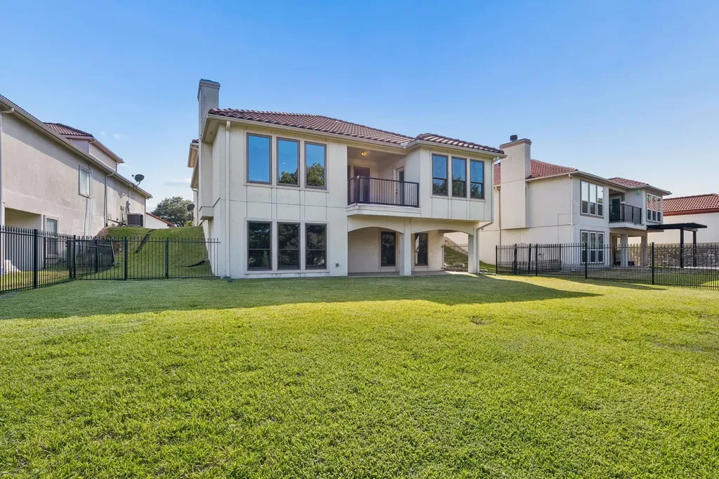 2920 Saratoga Drive Rockwall TX 75087