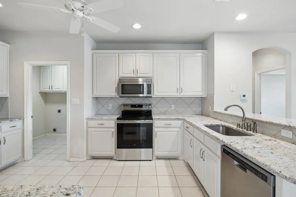 2920 Saratoga Drive Rockwall TX 75087