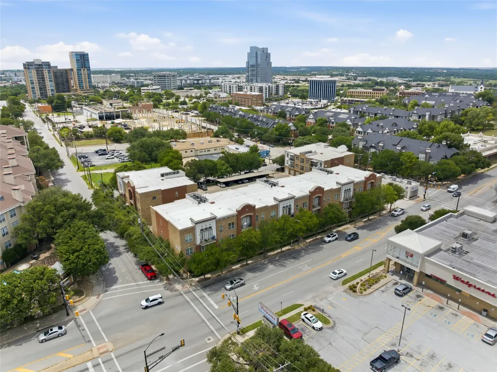 950 Henderson Street Fort Worth TX 76102