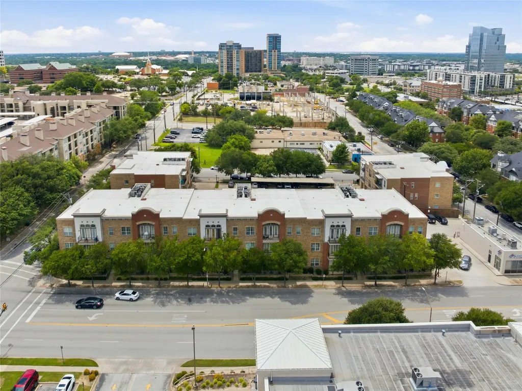 950 Henderson Street Fort Worth TX 76102
