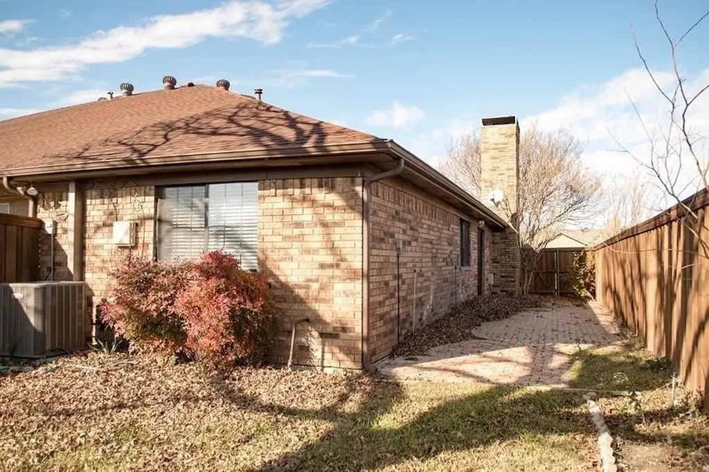 1100 Wimbledon Lane Plano TX 75075