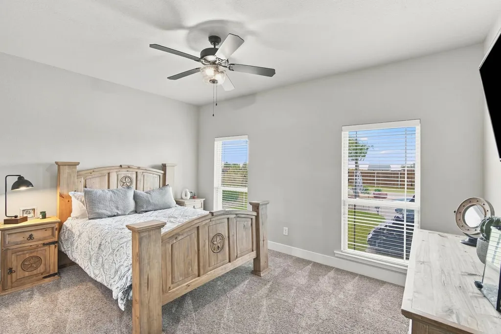 361 Crosswind Drive Waxahachie TX 75167