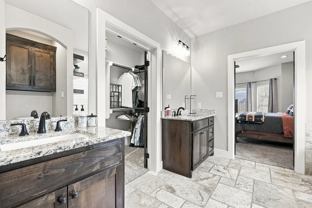 361 Crosswind Drive Waxahachie TX 75167