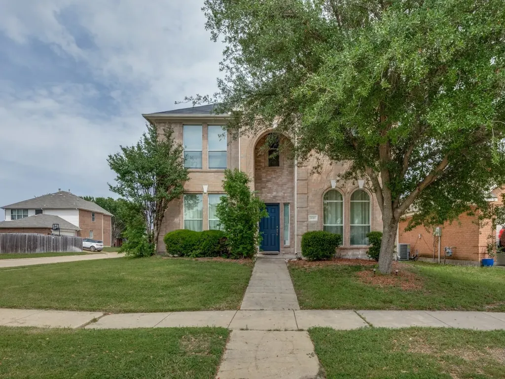 6701 Kinross Drive Arlington TX 76002