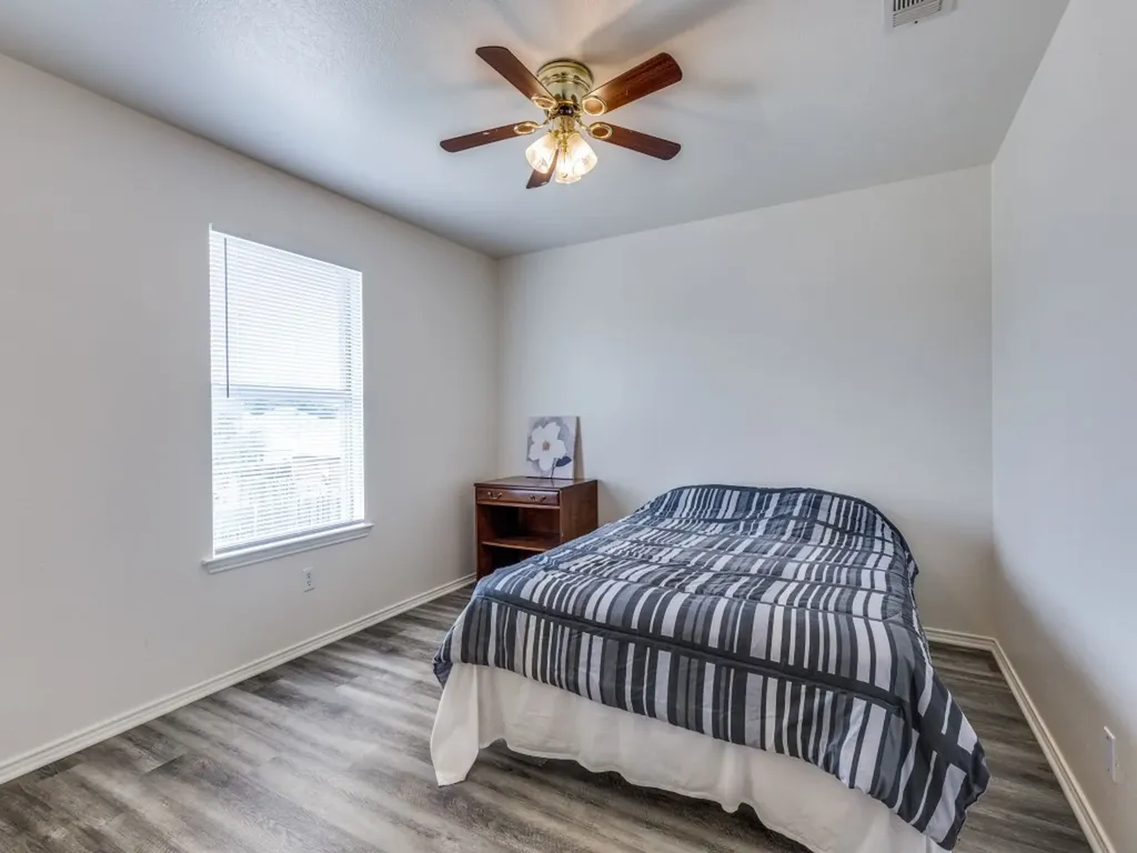 6701 Kinross Drive Arlington TX 76002