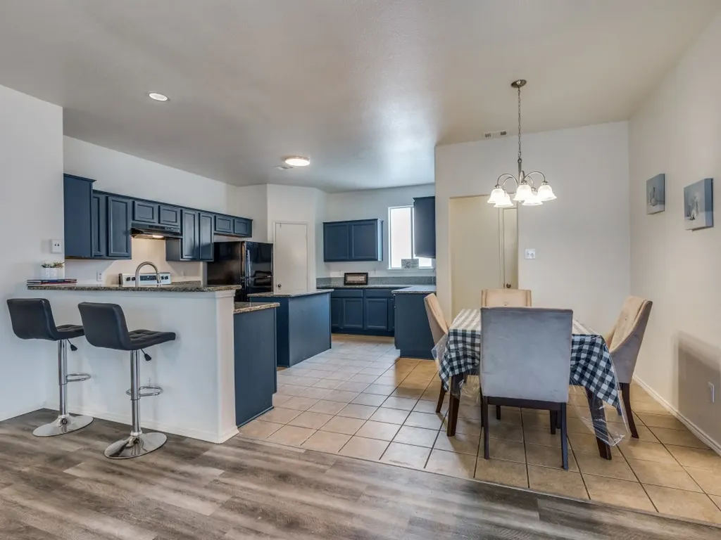 6701 Kinross Drive Arlington TX 76002