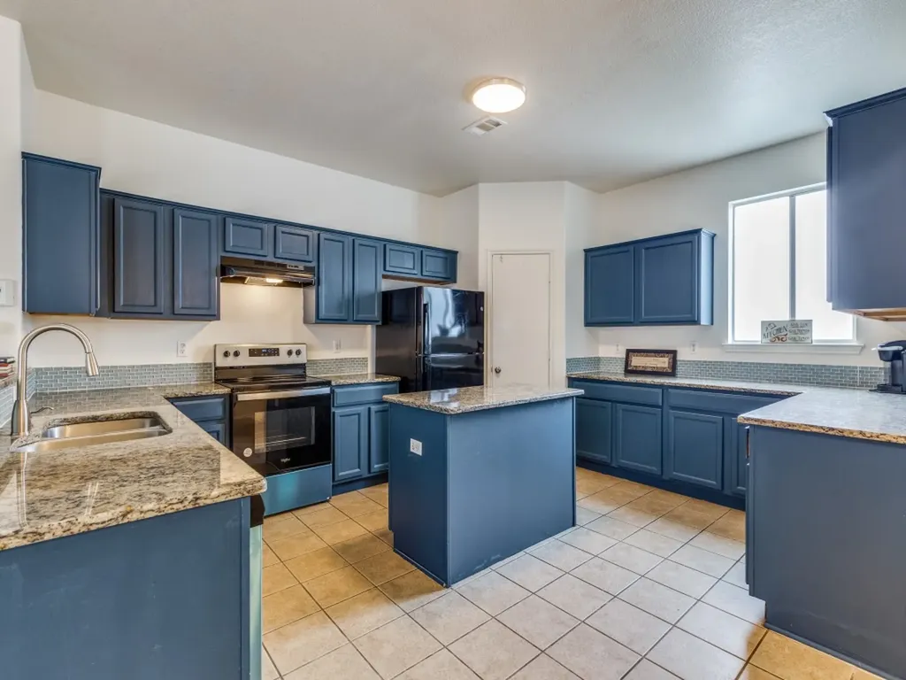 6701 Kinross Drive Arlington TX 76002