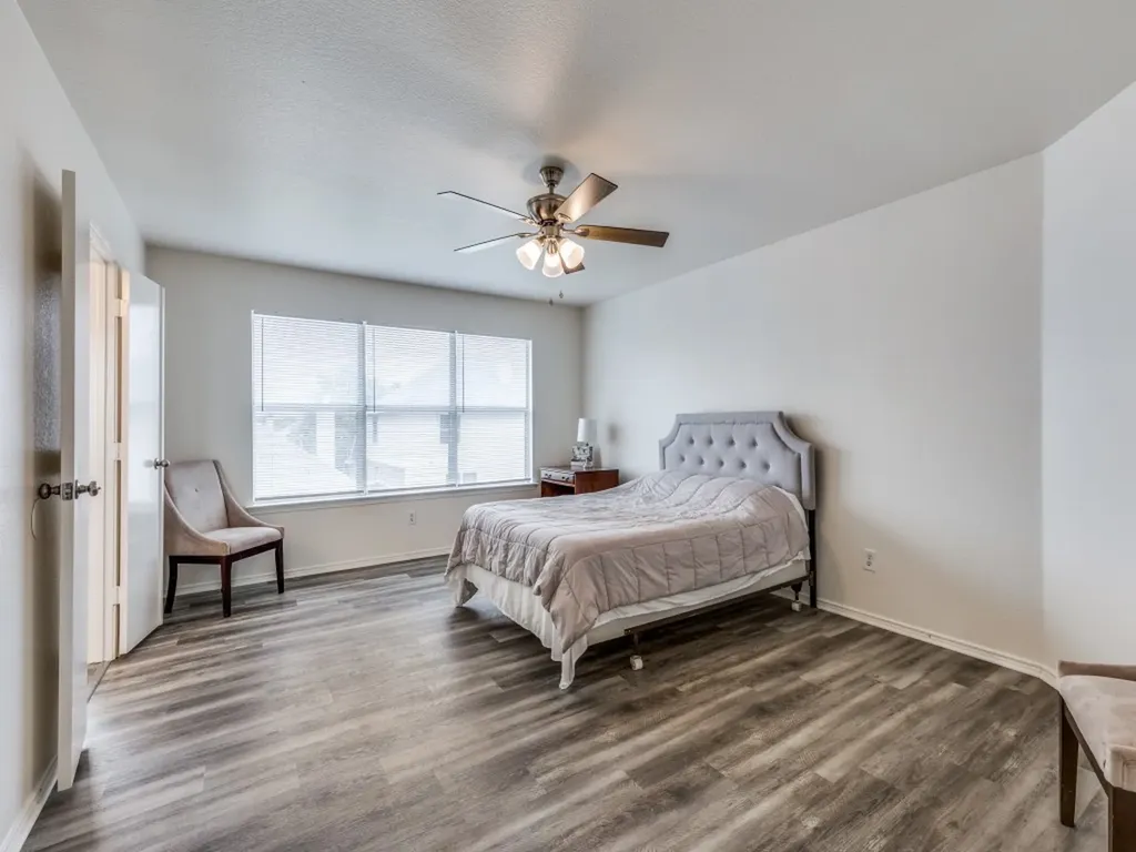 6701 Kinross Drive Arlington TX 76002