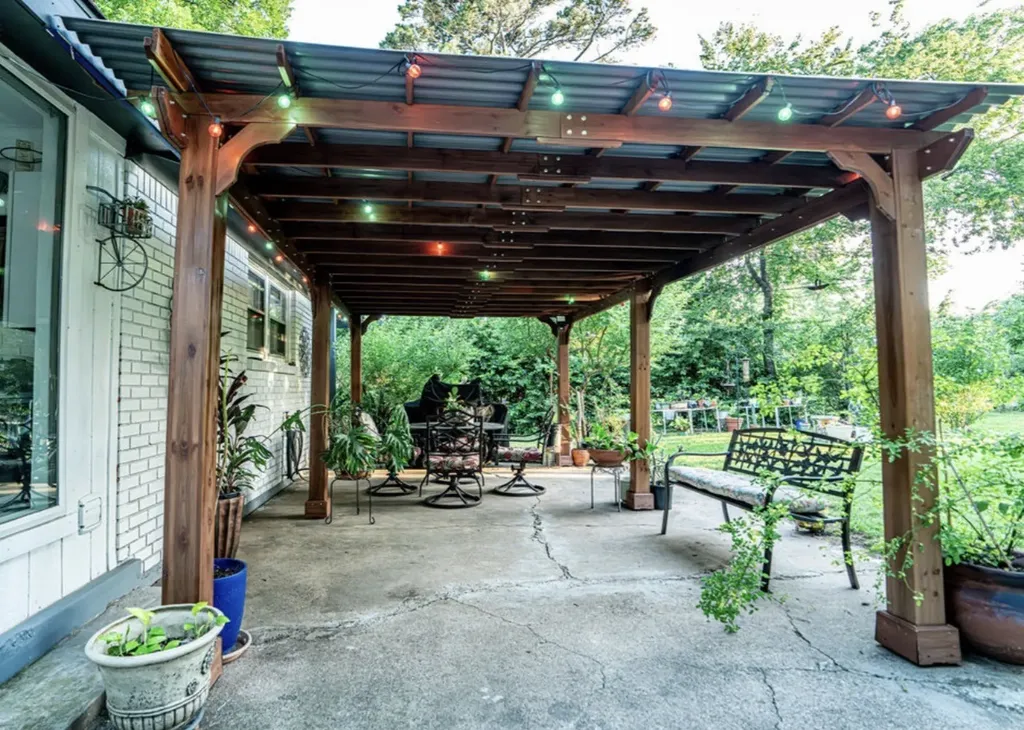 743 Norwood Drive Hurst TX 76053