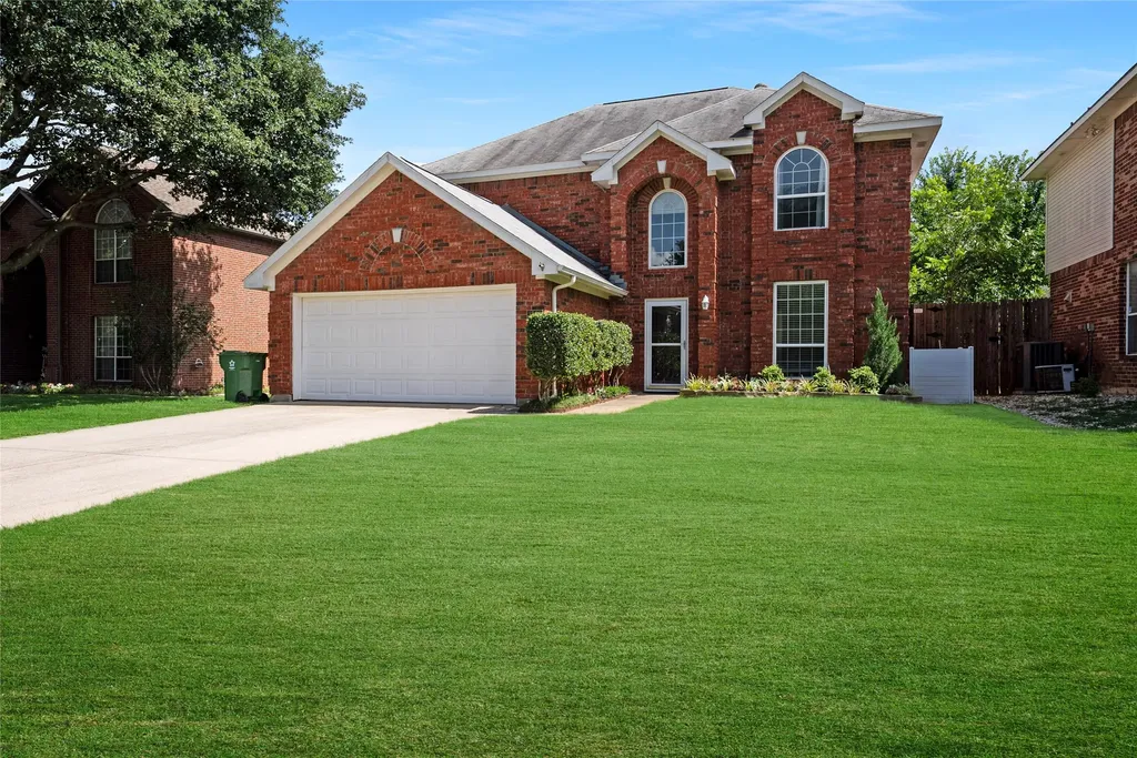 1803 Hunters Ridge Drive Grapevine TX 76051
