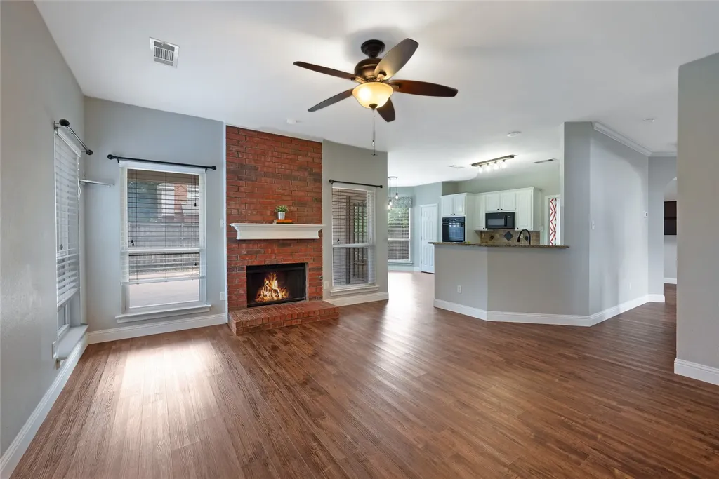 1803 Hunters Ridge Drive Grapevine TX 76051
