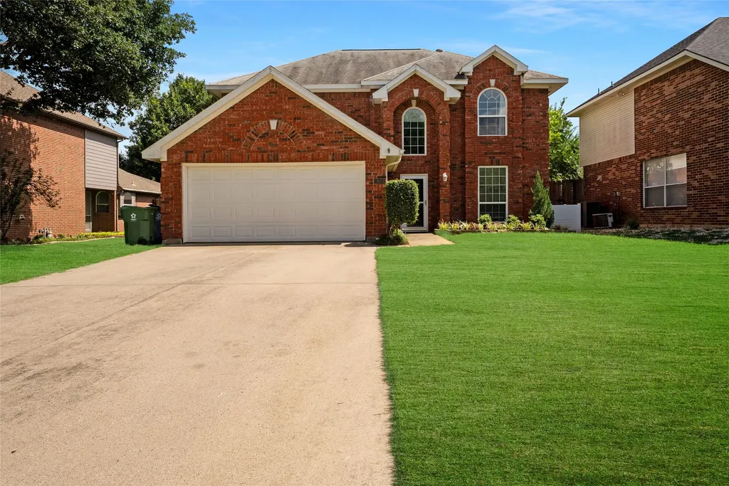 1803 Hunters Ridge Drive Grapevine TX 76051