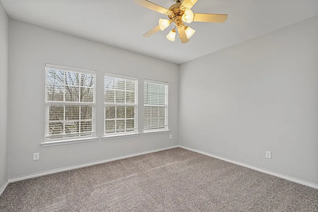 1153 King George Lane Savannah TX 76227
