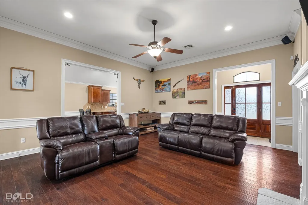 5820 Bluebonnett Drive Bossier City LA 71112