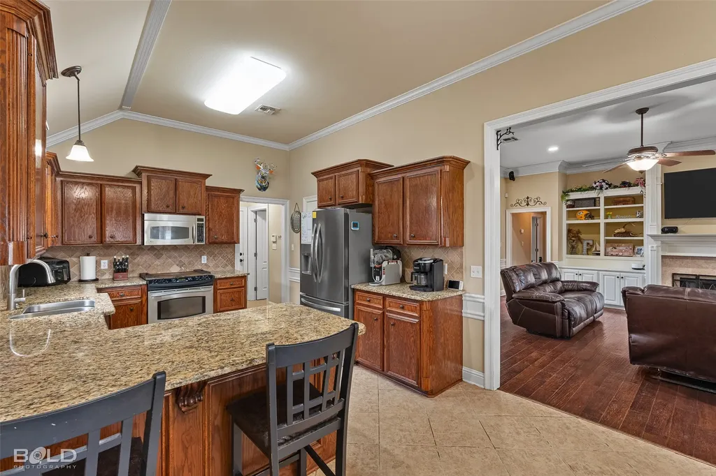 5820 Bluebonnett Drive Bossier City LA 71112