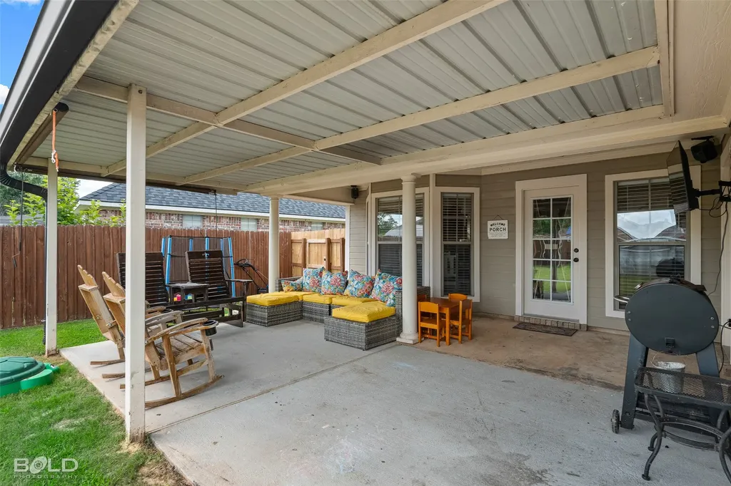 5820 Bluebonnett Drive Bossier City LA 71112