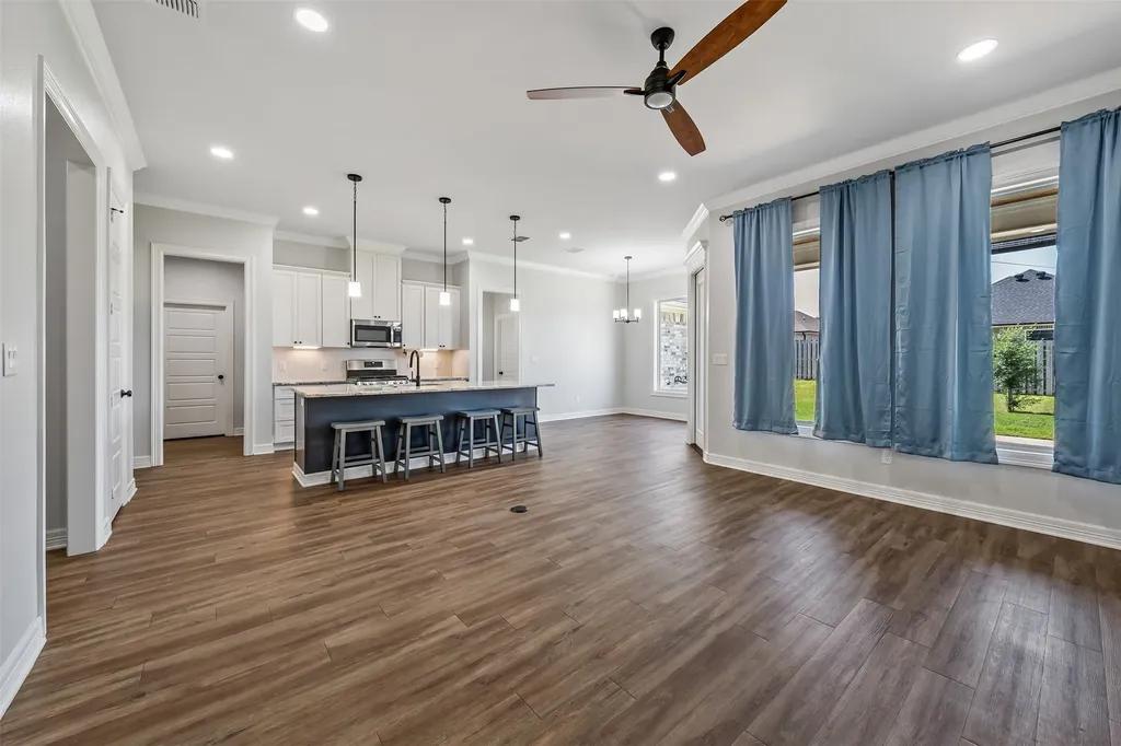1806 Forestdale Whitehouse TX 75791