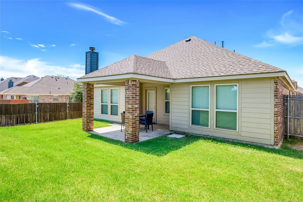 945 Lake Woodland Drive Little Elm TX 75068
