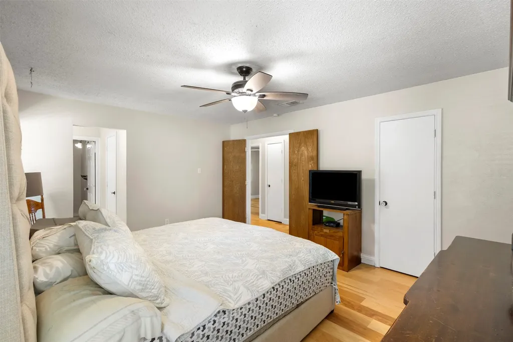 103 Cedar Drive Oak Leaf TX 75154