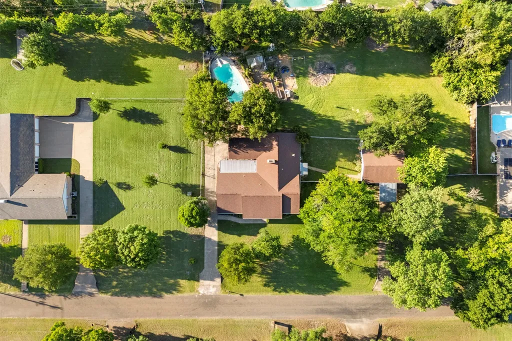 103 Cedar Drive Oak Leaf TX 75154