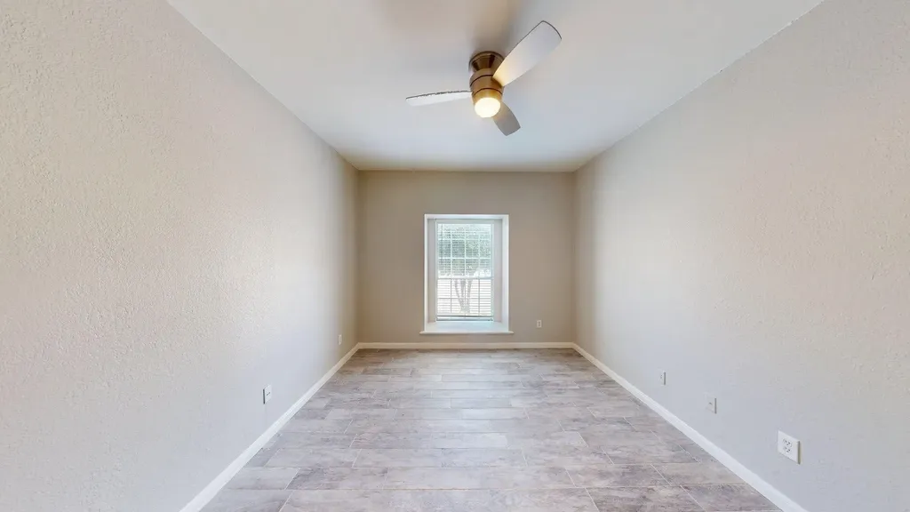 8600 Coppertowne Lane Dallas TX 75243
