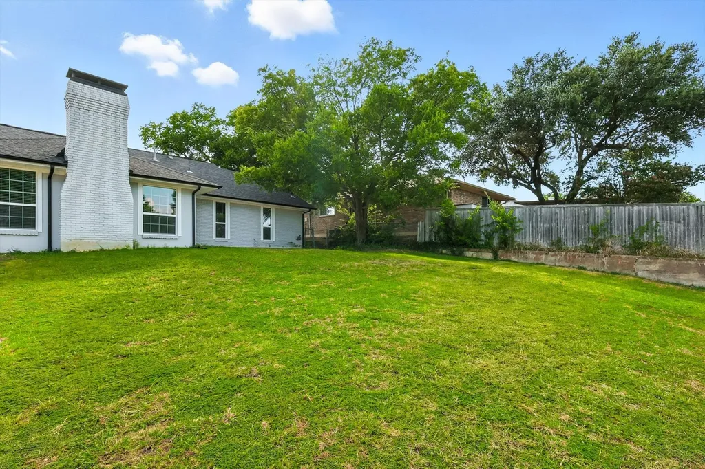 2013 W Shore Drive Garland TX 75043