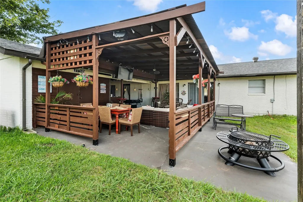 104 Melissa Street Eddy TX 76524
