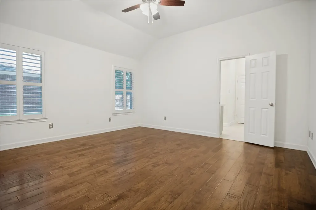 3624 Chateaux Lane Hurst TX 76054