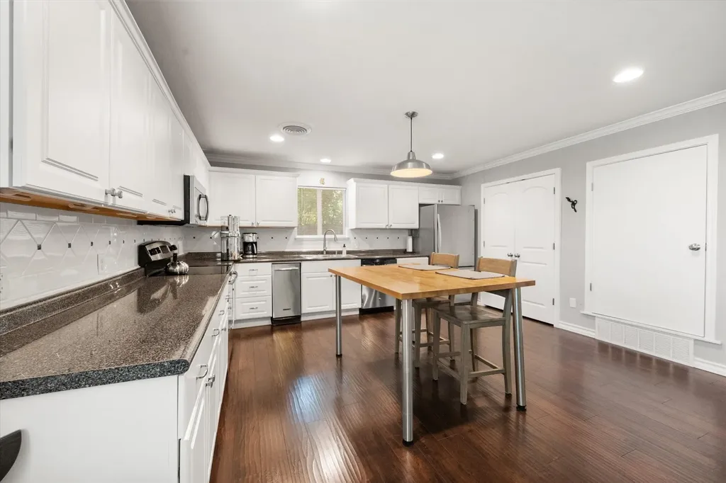 5609 Westcreek Drive Fort Worth TX 76133