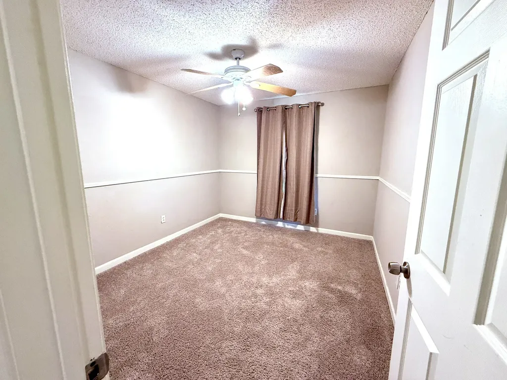 2661 Berkshire Lane Grand Prairie TX 75052