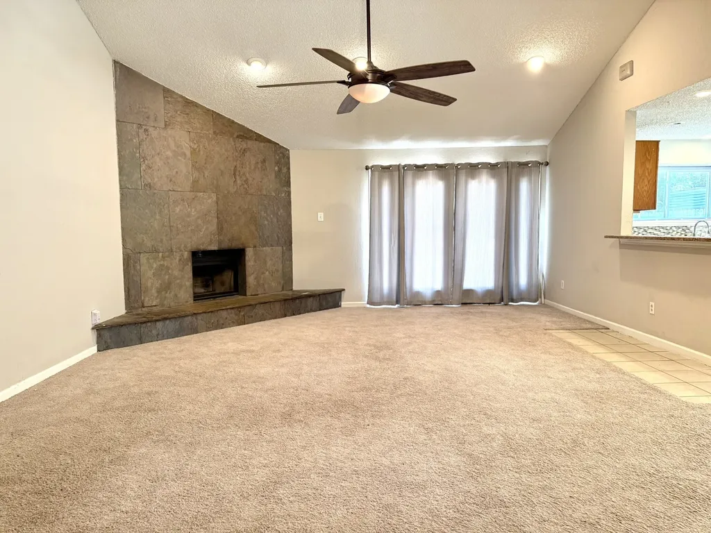 2661 Berkshire Lane Grand Prairie TX 75052