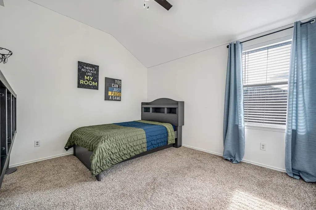 1513 Morning Dove Aubrey TX 76227