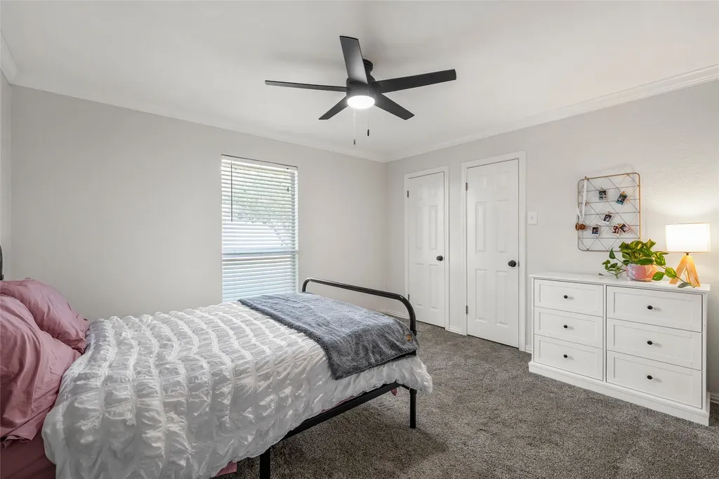 141 Bonham Drive Hewitt TX 76643