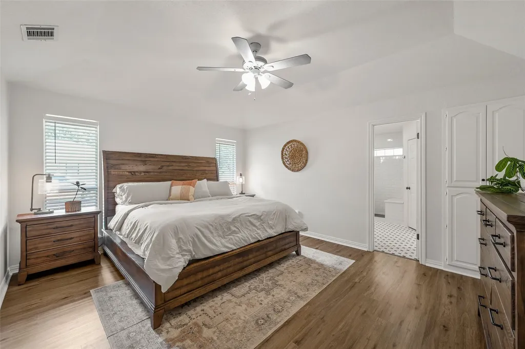 141 Bonham Drive Hewitt TX 76643