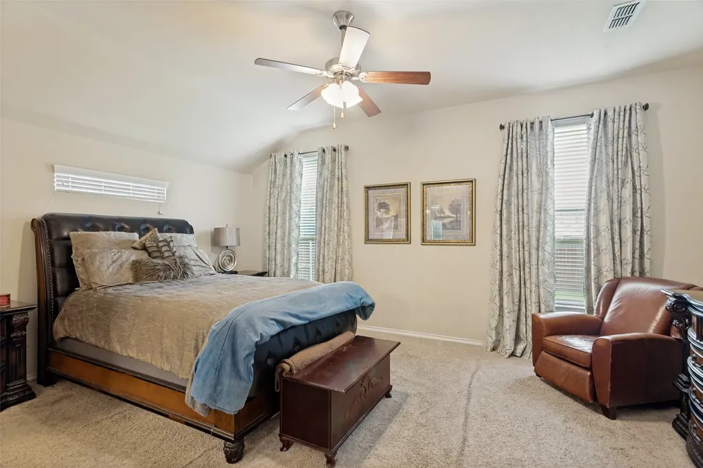 27 Oakridge Lane Edgecliff Village TX 76134