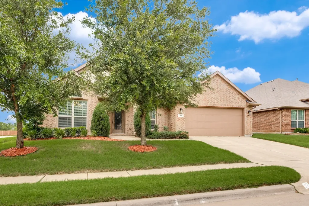 27 Oakridge Lane Edgecliff Village TX 76134