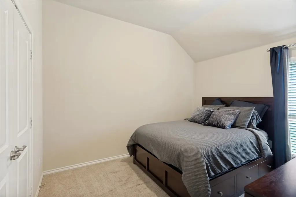 27 Oakridge Lane Edgecliff Village TX 76134