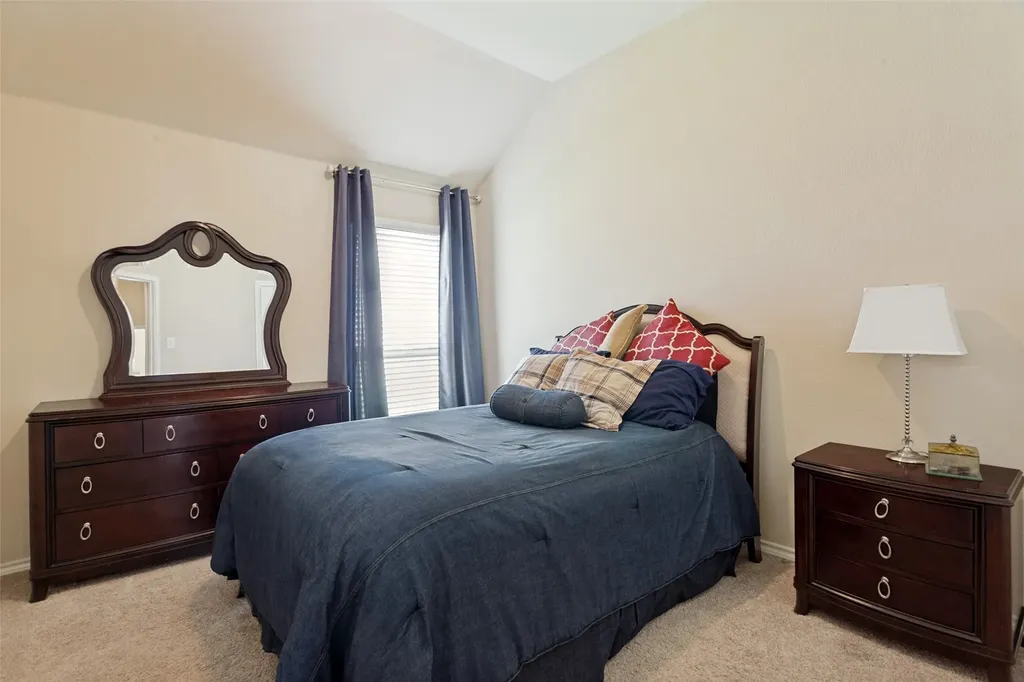 27 Oakridge Lane Edgecliff Village TX 76134