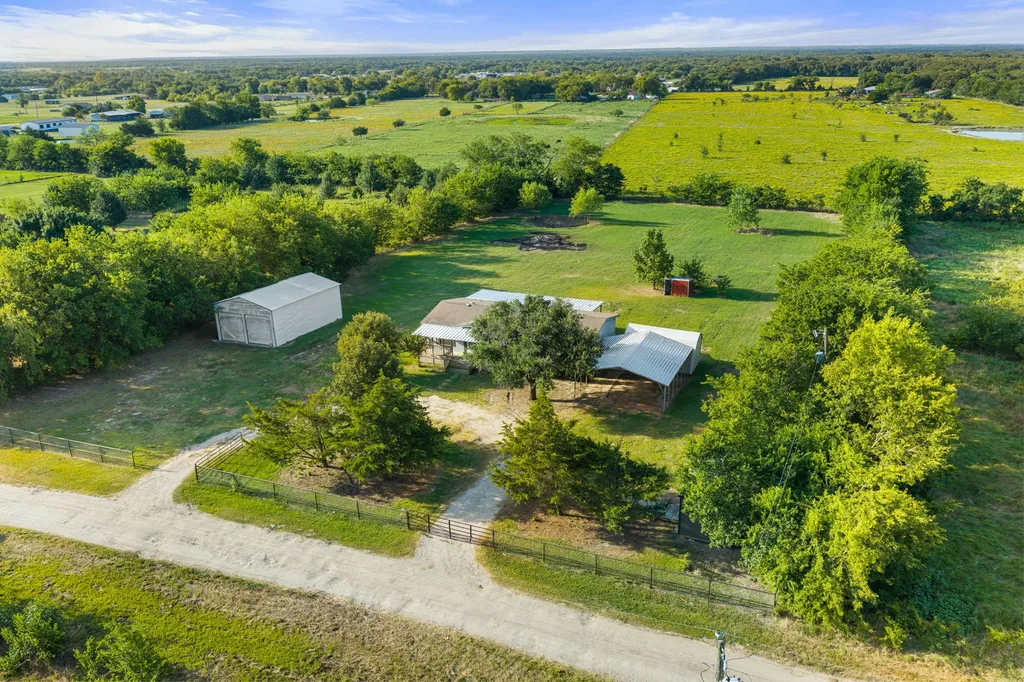 2179 Private Road 2545 Quinlan TX 75474