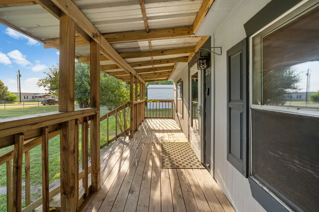 2179 Private Road 2545 Quinlan TX 75474