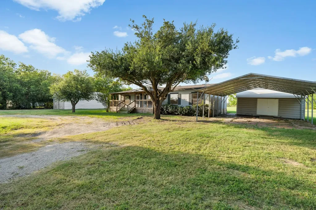 2179 Private Road 2545 Quinlan TX 75474
